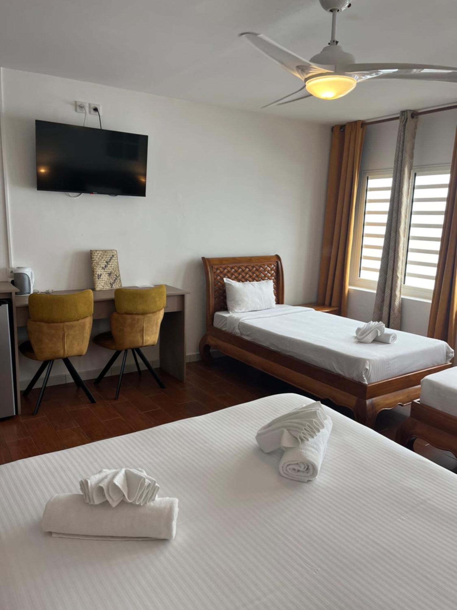 סן-פיליפ Hotel Les Embruns Du Baril מראה חיצוני תמונה